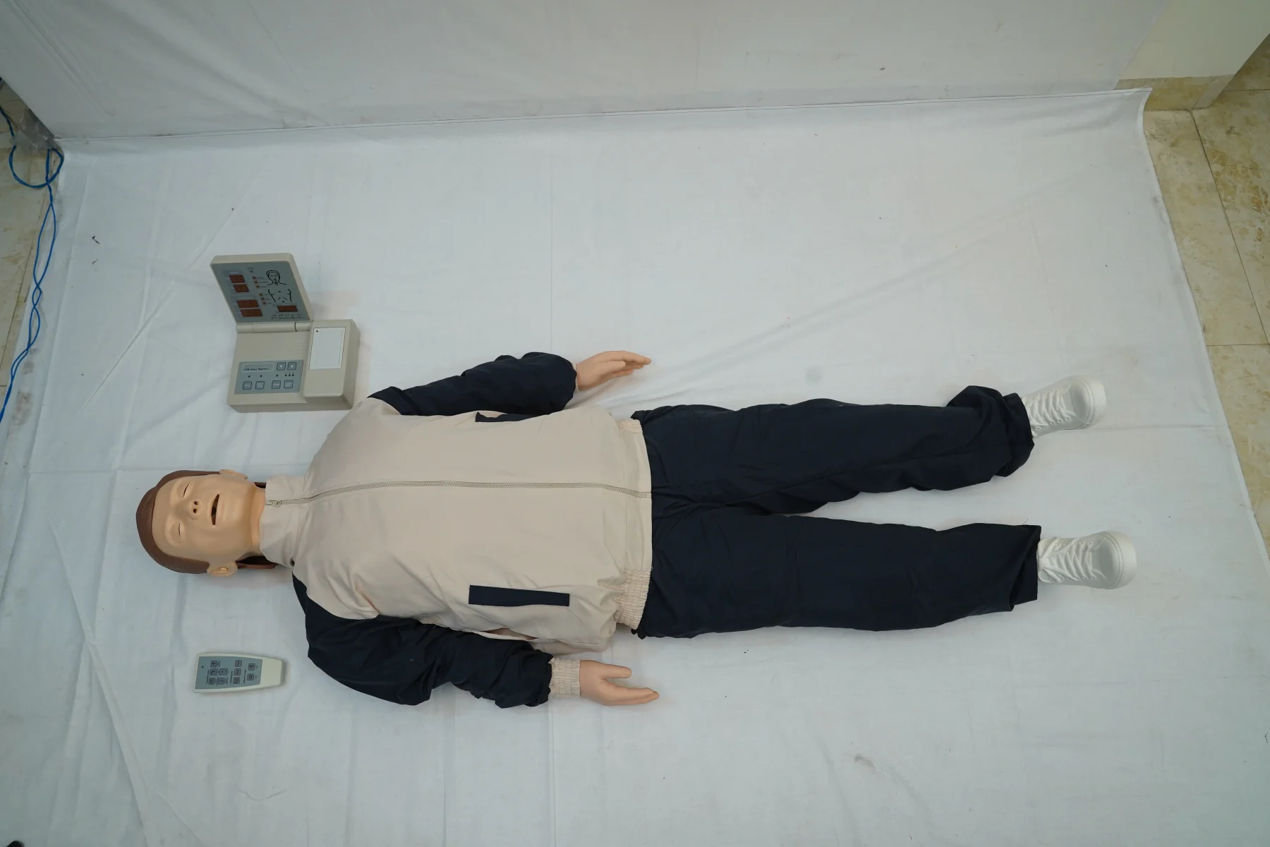 Advanced Adult CPR Training Manikin thumbnail 4