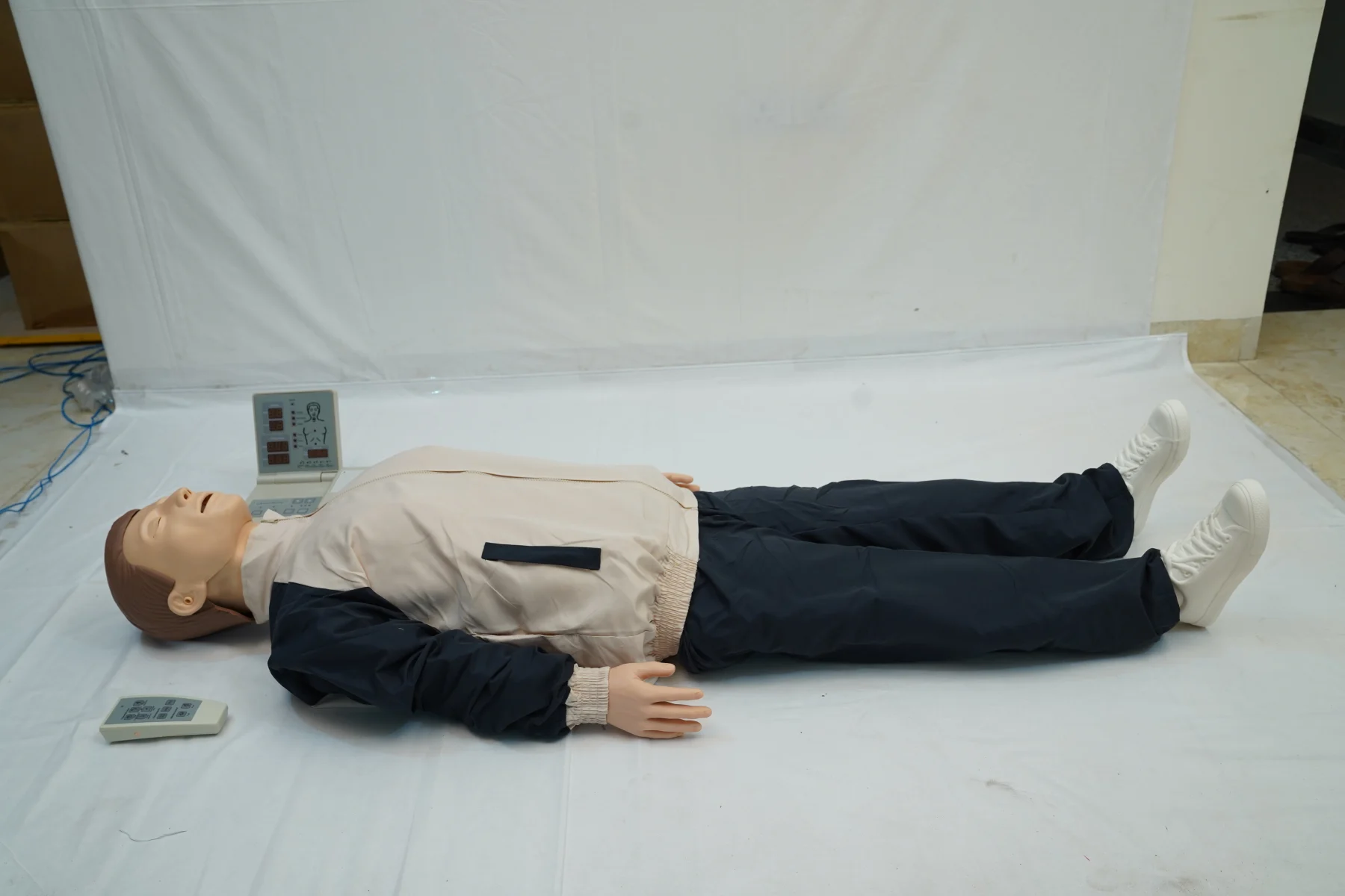 Advanced Adult CPR Training Manikin thumbnail 5