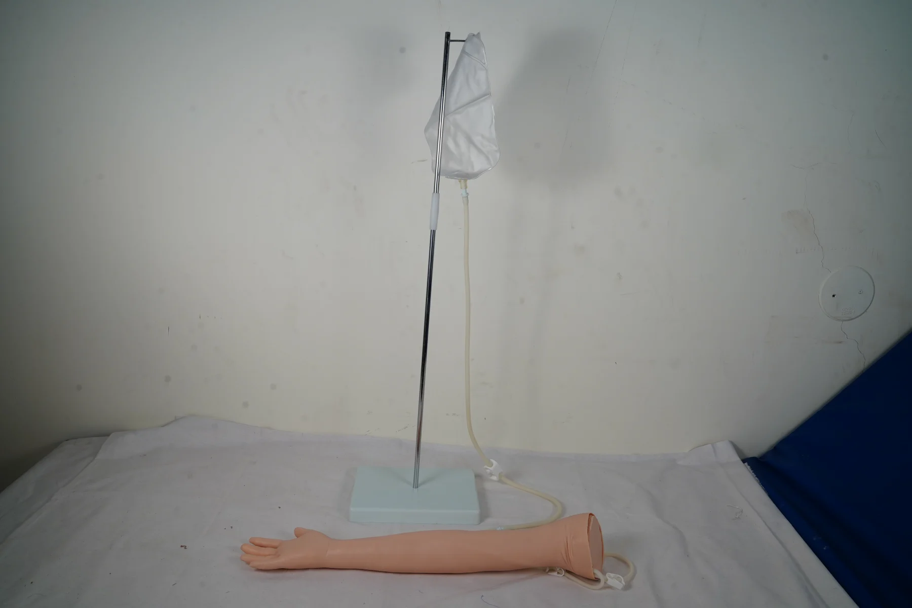IV Training Hand thumbnail 4