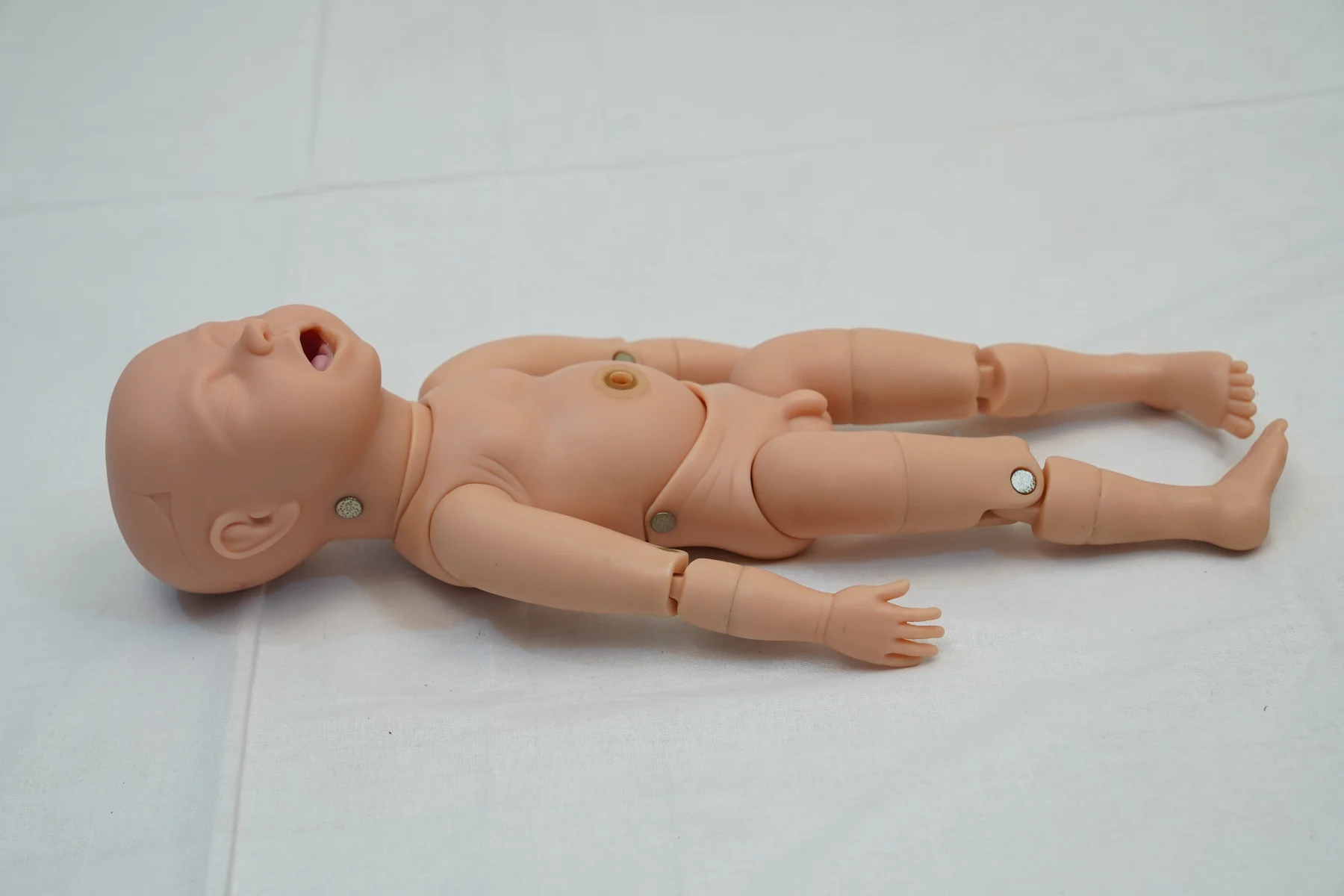 New Born Baby thumbnail 2
