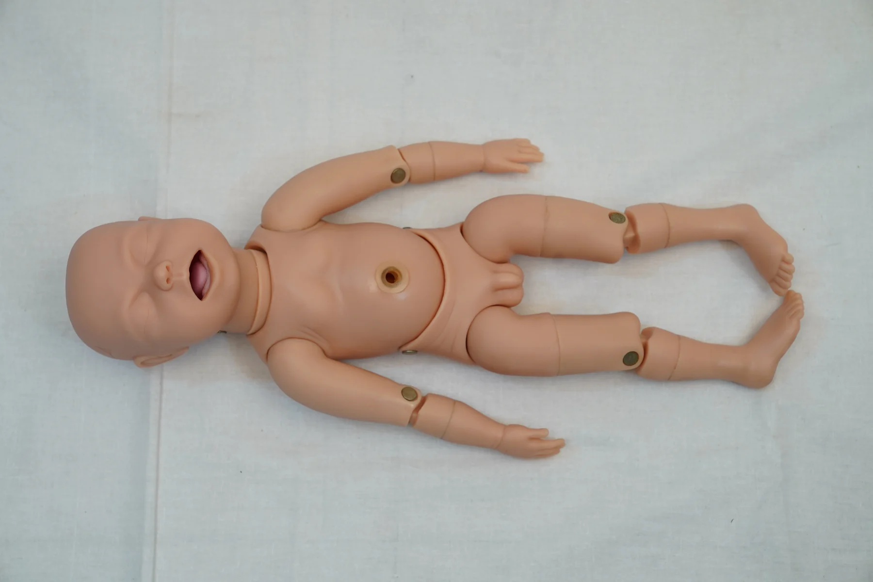 New Born Baby thumbnail 3